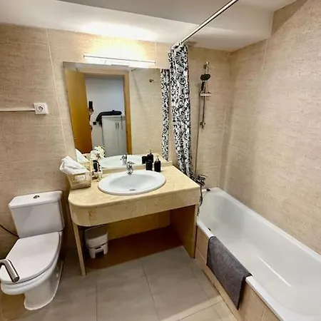 Impresionante Estudio En Playa Марбелья